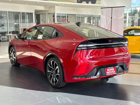 New 2026 Toyota Prius Plug-In Hybrid image 7