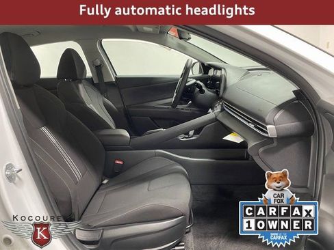Used 2024 Hyundai Elantra SEL image 23