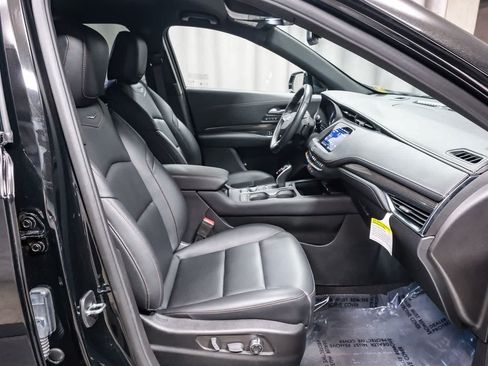 Used 2023 Cadillac XT4 Sport FWD image 22