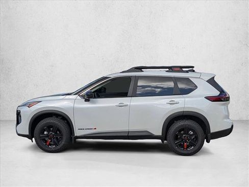 New 2026 Nissan Rogue SV image 5