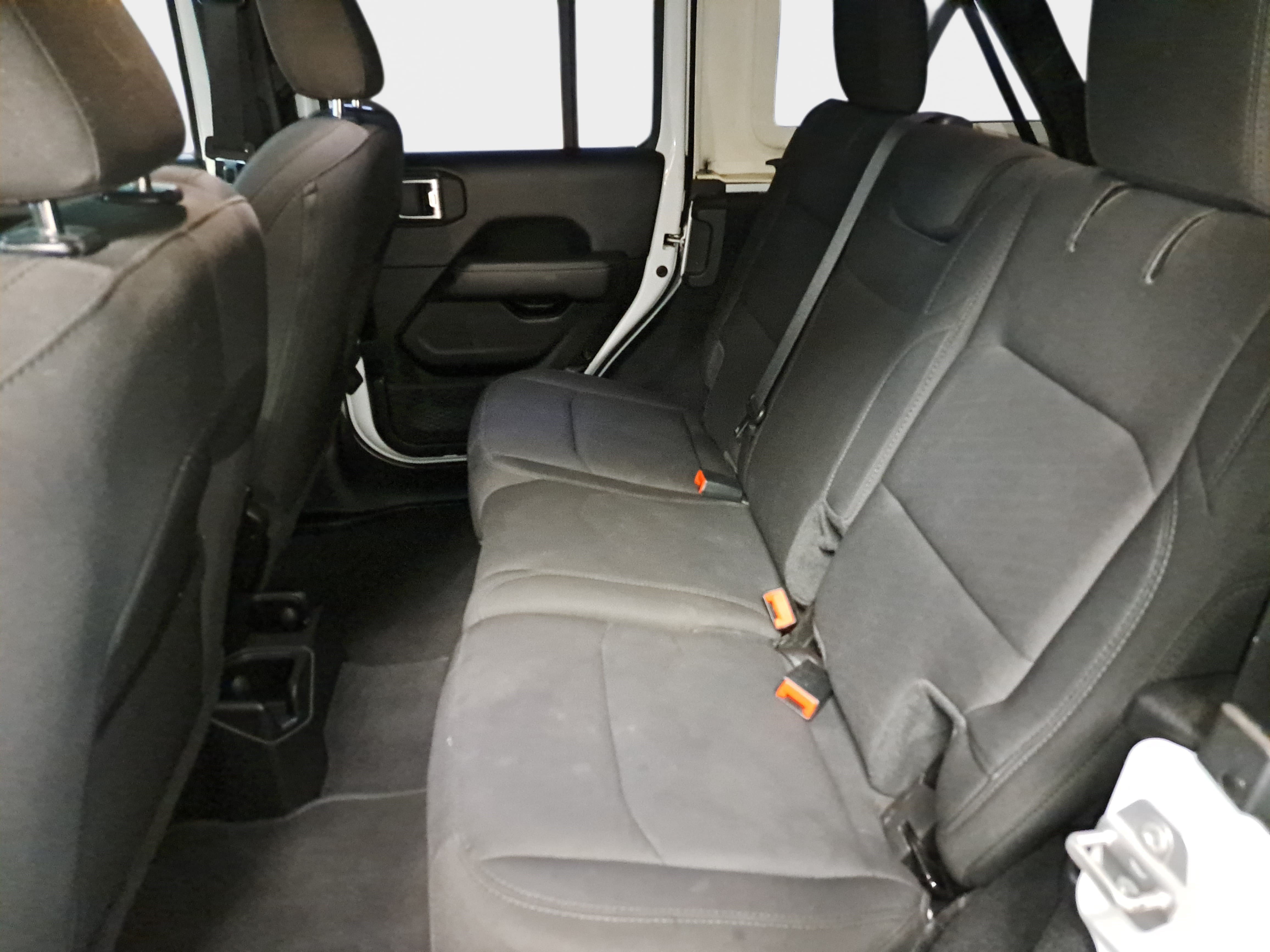 Used 2020 Jeep Wrangler Unlimited Sahara AWD/4WD image 13