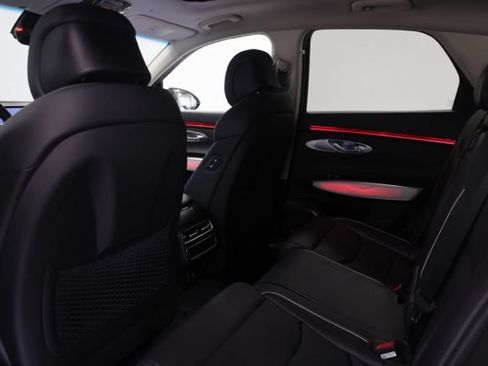 New 2026 Genesis GV70 2.5T Advanced AWD/4WD image 29