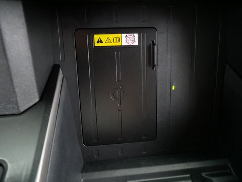 Used 2024 Toyota Tundra Limited w/ TRD Off-Road Package image 27