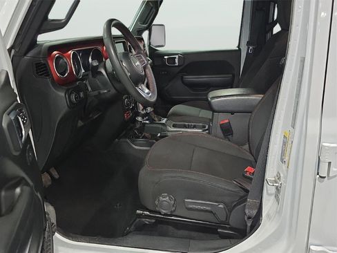 Used 2023 Jeep Gladiator Rubicon AWD/4WD image 8