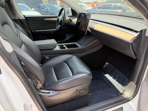 Used 2021 Tesla Model Y 2WD image 16