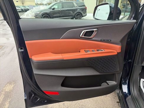 New 2026 Kia Carnival EX image 29