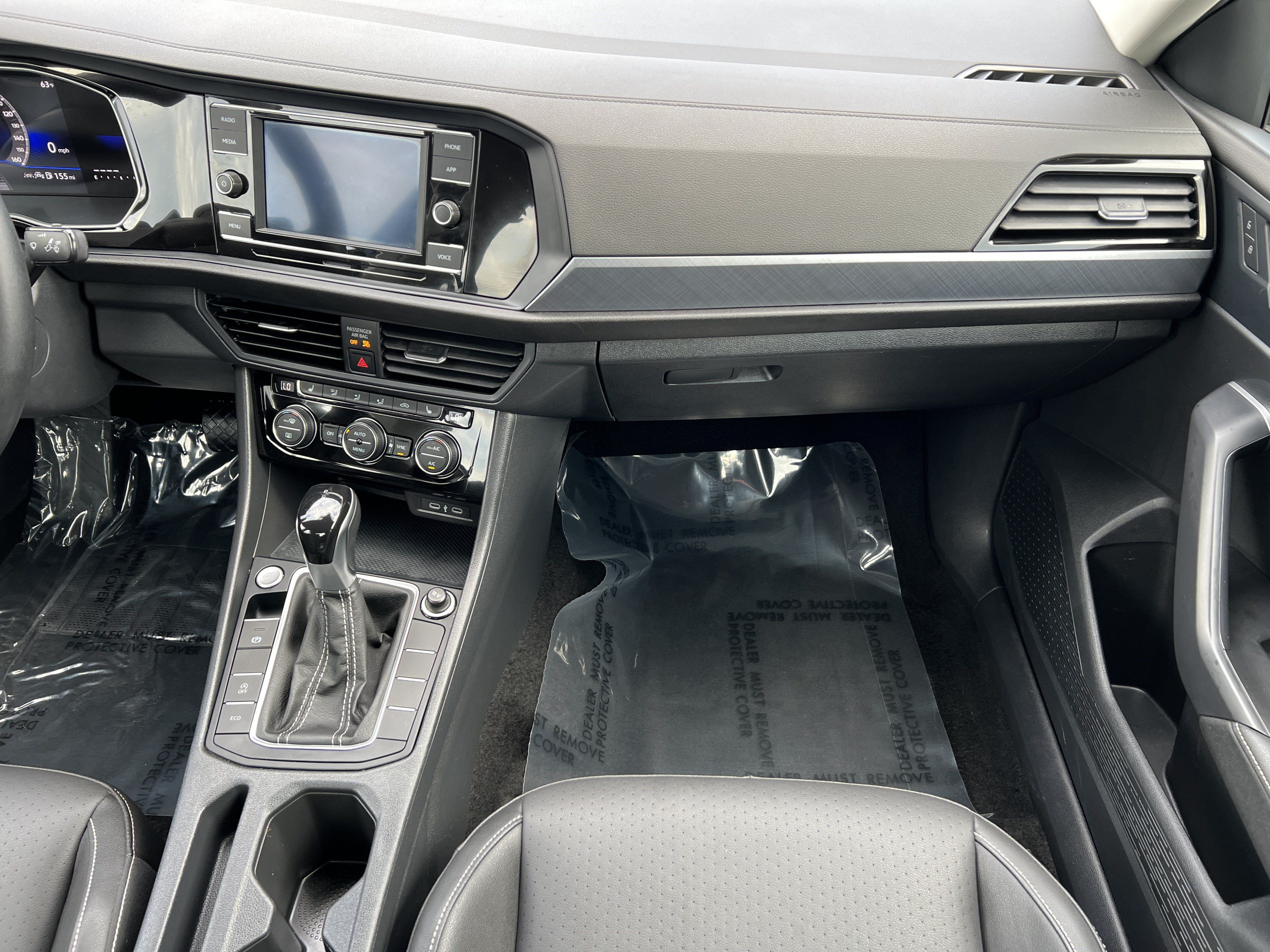Used 2024 Volkswagen Jetta SE FWD image 32