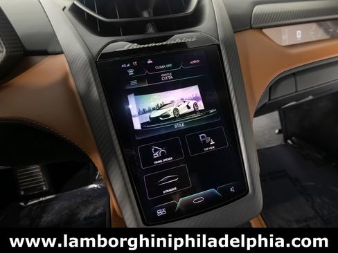 Used 2024 Lamborghini Revuelto AWD/4WD image 25