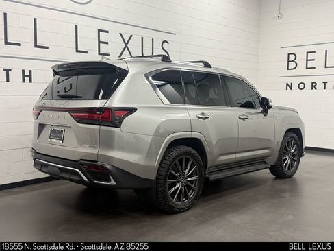 Used 2024 Lexus LX 600 F Sport image 4