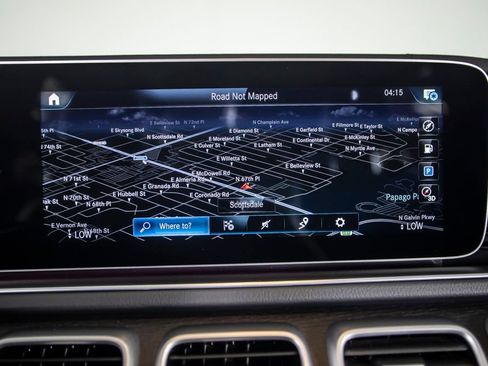 Used 2022 Mercedes-Benz GLS 450 4MATIC image 33