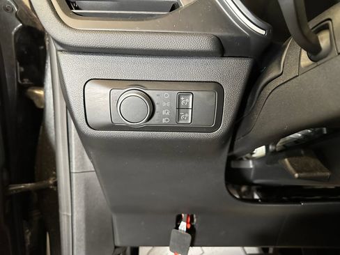 Used 2020 Ford Escape SE AWD/4WD image 19