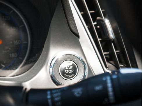 Used 2018 INFINITI Q60 3.0t Luxe RWD image 17