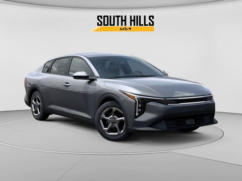 New 2026 Kia K4 FWD image 8
