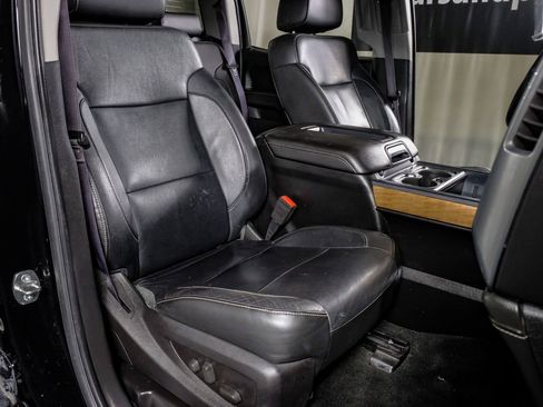 Used 2015 Chevrolet Silverado 2500 LTZ w/ Duramax Plus Package image 31