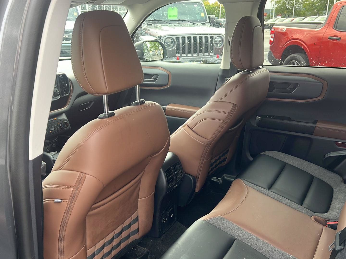 Used 2024 Ford Bronco Sport Outer Banks w/ Tech Package AWD/4WD image 15
