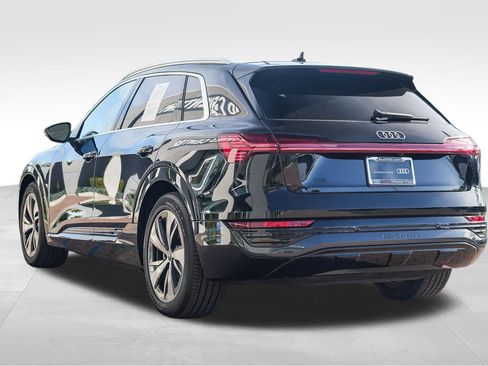 Certified 2024 Audi Q8 e-tron Premium Plus w/ Premium Plus Package image 7