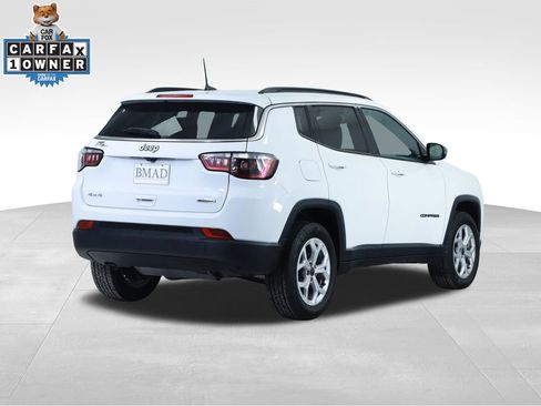 Used 2025 Jeep Compass Latitude image 12