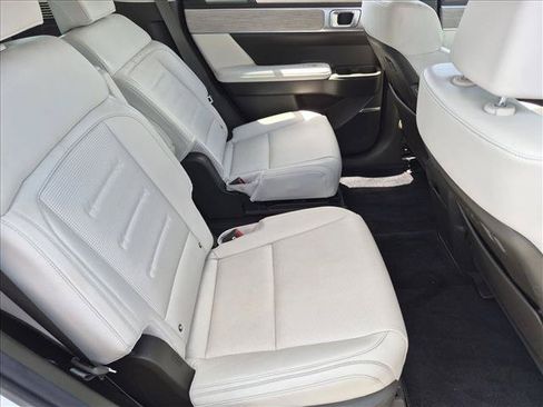 Used 2025 Hyundai Santa Fe Calligraphy AWD/4WD image 20
