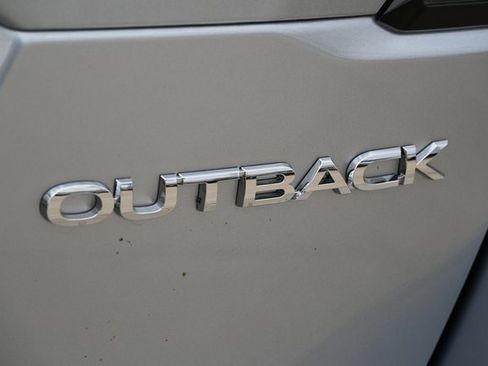 New 2025 Subaru Outback Limited image 14
