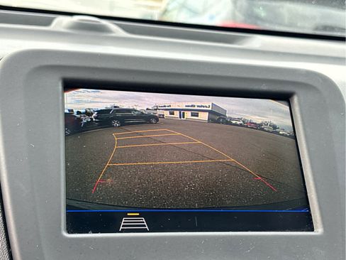 Used 2020 Chevrolet Equinox LT image 19