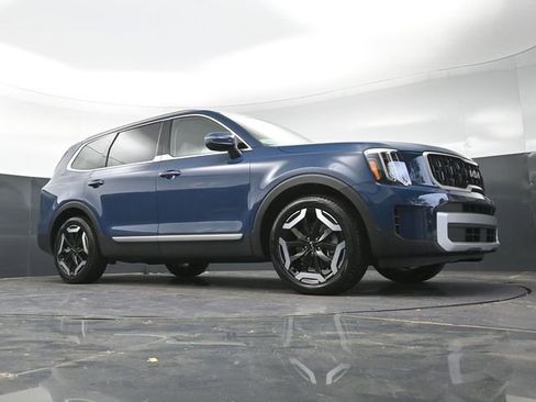 Used 2024 Kia Telluride EX AWD/4WD image 36
