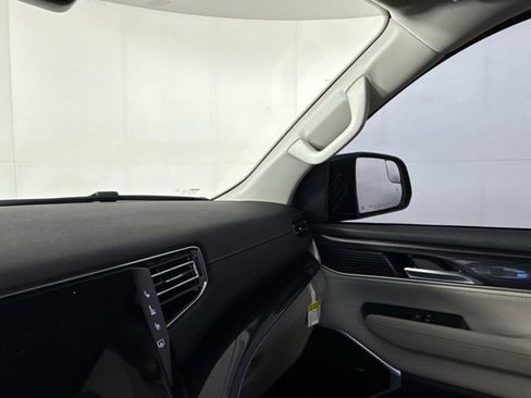 Used 2022 Jeep Wagoneer Series I image 20