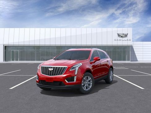 New 2026 Cadillac XT5 Luxury image 8