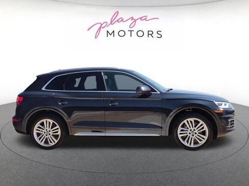 Used 2018 Audi Q5 2.0T Premium Plus w/ Premium Plus Package AWD/4WD image 4