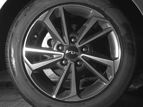 Used 2024 Kia Forte LXS image 20