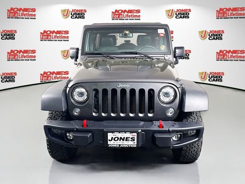 Used 2017 Jeep Wrangler Unlimited Rubicon AWD/4WD image 12