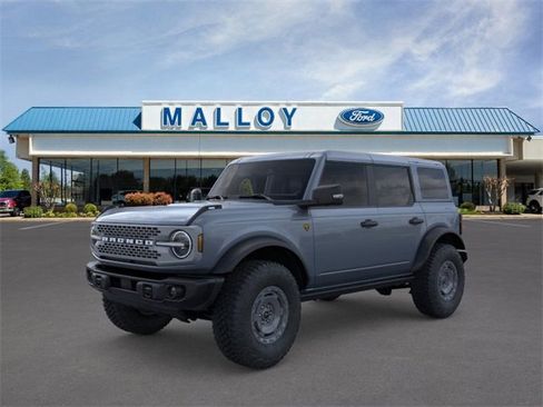 New 2025 Ford Bronco Badlands image 1