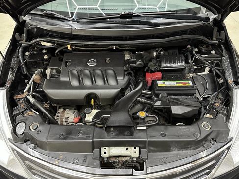 Used 2011 Nissan Versa 1.8 S image 7