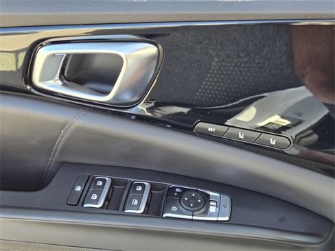 New 2026 Kia Carnival SX Prestige image 16