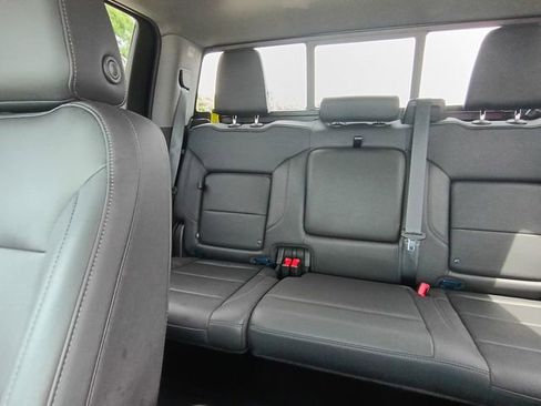 Used 2022 Chevrolet Silverado 1500 LTZ AWD/4WD image 28