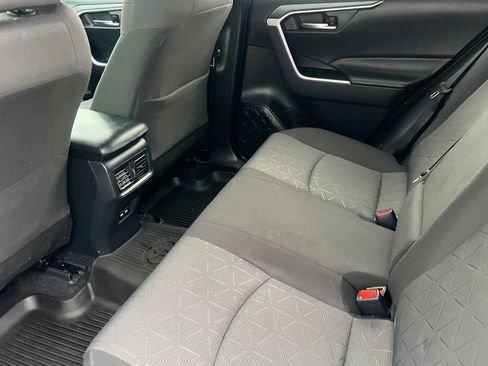 Certified 2021 Toyota RAV4 XLE image 9
