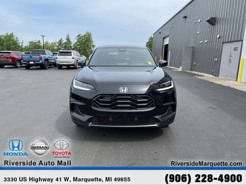 Used 2025 Honda HR-V Sport image 2