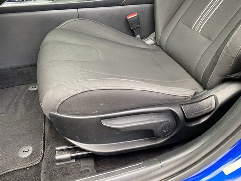 Used 2021 Hyundai Elantra SEL FWD image 12