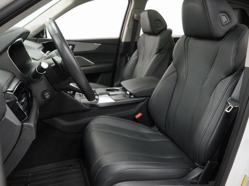 Used 2024 Acura MDX SH-AWD image 17