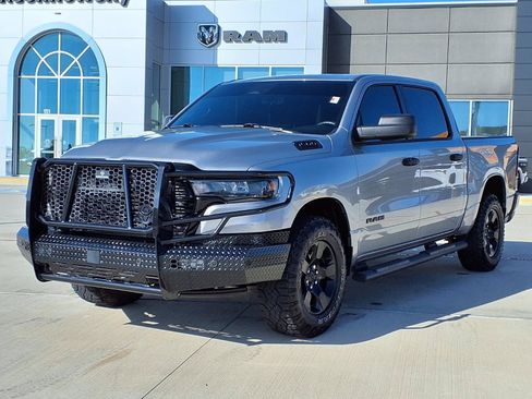 Used 2026 RAM 1500 Warlock AWD/4WD image 3