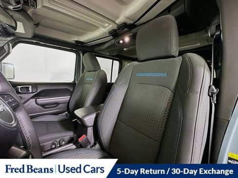 Used 2025 Jeep Wrangler Unlimited Rubicon 4xe AWD/4WD image 20