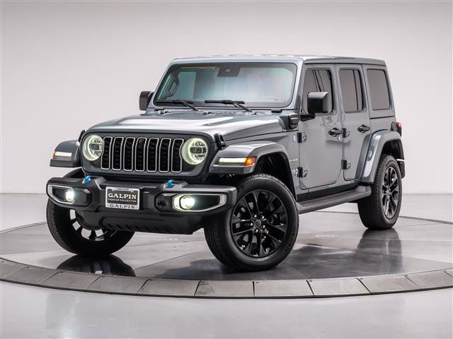 Used 2024 Jeep Wrangler Unlimited Sahara w/ Technology Group AWD/4WD image 1