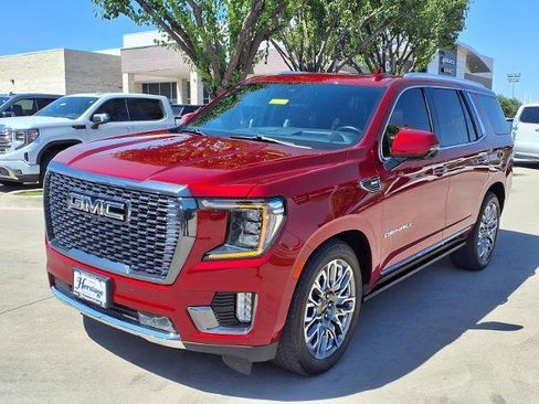 Used 2024 GMC Yukon Denali Ultimate AWD/4WD image 28