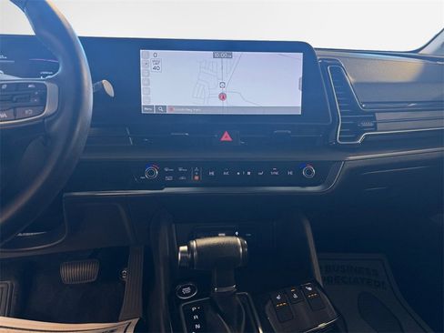 Certified 2023 Kia Sportage EX image 22