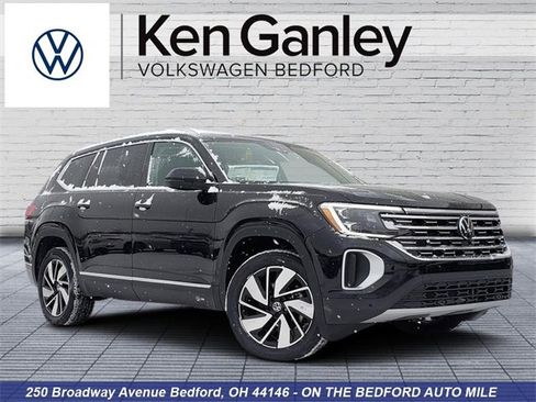 New 2026 Volkswagen Atlas SEL image 1
