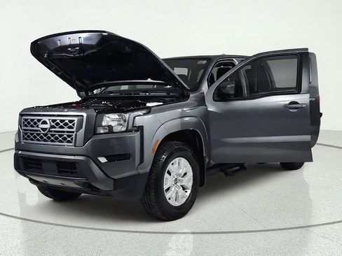 Used 2023 Nissan Frontier SV w/ Technology Package AWD/4WD image 10