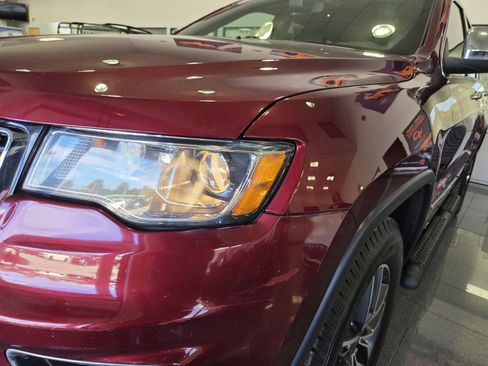 Used 2019 Jeep Grand Cherokee Limited image 30