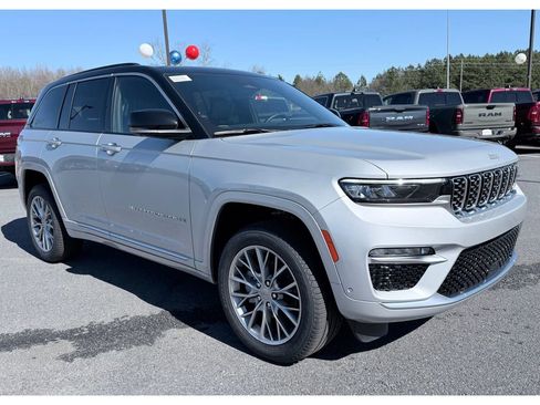New 2025 Jeep Grand Cherokee Summit w/ Adv Protech Group IV image 2