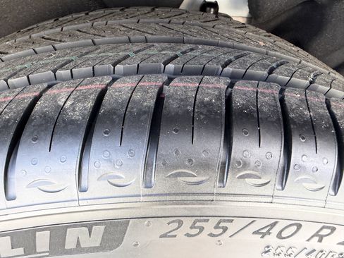 Certified 2023 Volvo XC60 B5 Ultimate image 34