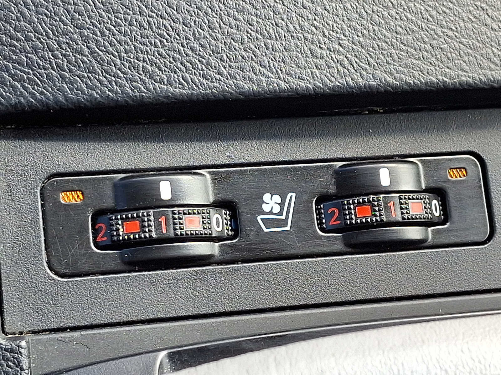 Used 2014 Lexus RX 350 AWD w/ Navigation Package image 21