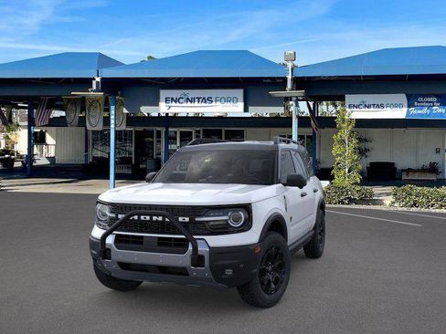 New 2025 Ford Bronco Sport Badlands w/ Sasquatch Badlands Package image 2